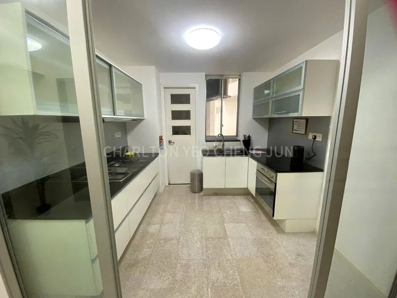 Room (Condo) for Rent in  Kerrisdale - Image 1