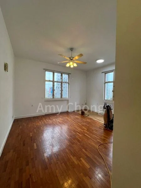 4 Bed Condo for Rent in  Leonie Condotel - Image 5