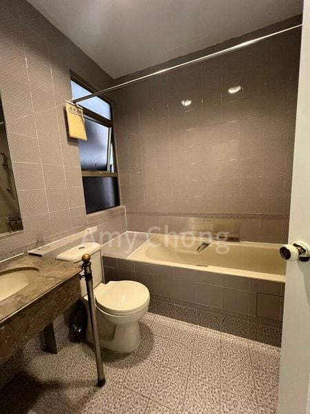 4 Bed Condo for Rent in  Leonie Condotel - Image 6