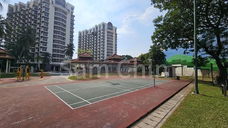 3 Bed Condo for Rent in  Bullion Park - Image 1