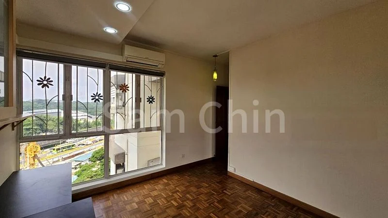 3 Bed Condo for Rent in  Bullion Park - Image 10