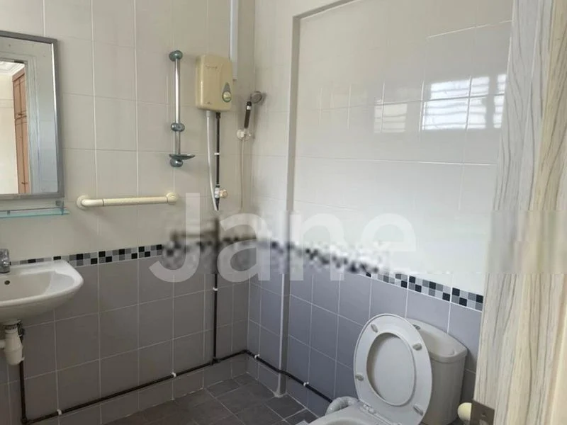 5 Room (5I) HDB for Rent in 101 Clementi Street 14 - Image 14