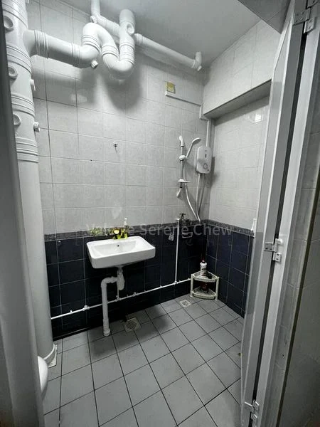 4 Room (4NG) HDB for Rent in  686C Choa Chu Kang Crescent - Image 6