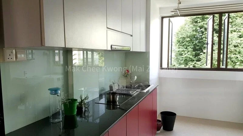 3 Room (3I) HDB for Rent in  166 Stirling Road - Image 2