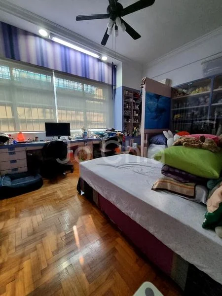 5 Bed Bungalow (Landed) for Sale in  Galistan Avenue - Image 9