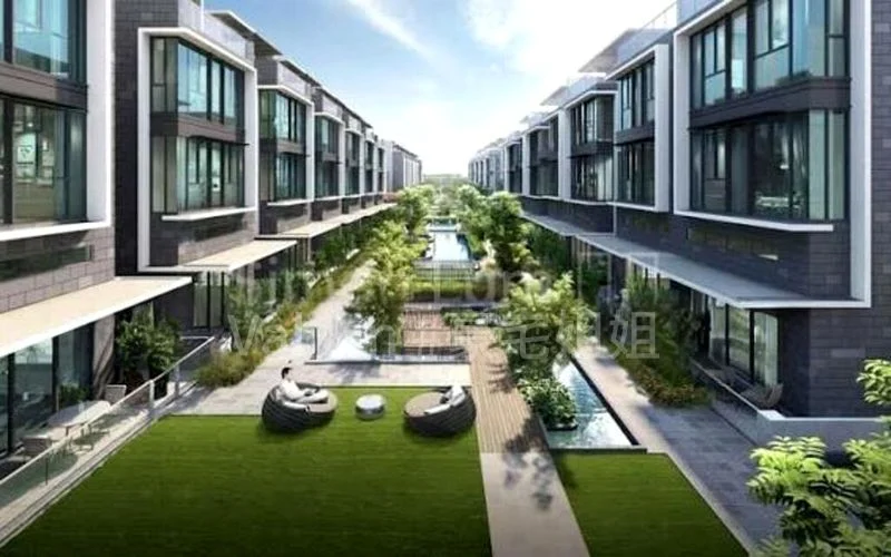 5 Bed Cluster House (Landed) for Sale in  Stratton Green - Image 1