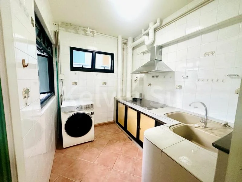 5 Room (5I) HDB for Rent in  184A Rivervale Crescent - Image 4