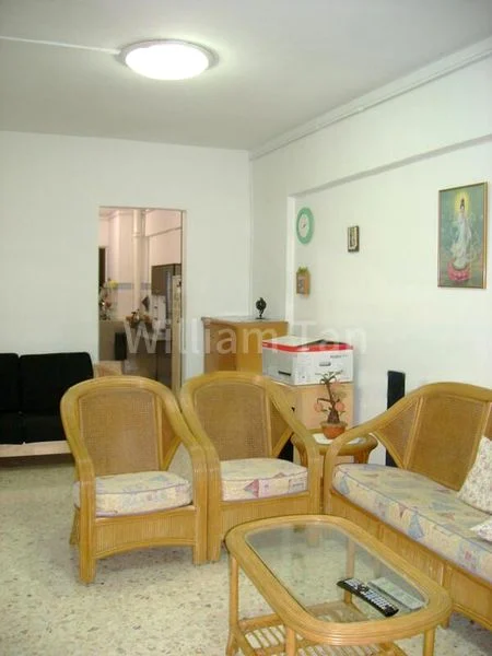 3 Room (3NG) HDB for Rent in  155 Ang Mo Kio Avenue 4 - Image 1