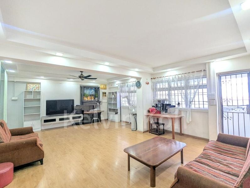 4 Room (4A) HDB for Sale in  418 Woodlands Street 41 - Image 5