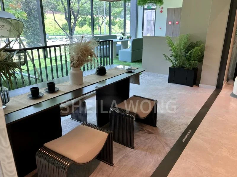 5 Bed Executive Condo for Sale in  Altura - Image 4