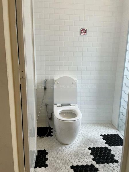 Light Industrial (B1) for Sale: Wcega Plaza - Image 5