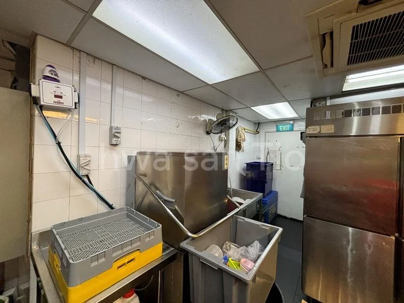 Food & Beverage for Rent: F&B Shop, No Takeover Fee, Exhaust, Grease Trap, Gas, Unique @ Lorong Liput - Image 1
