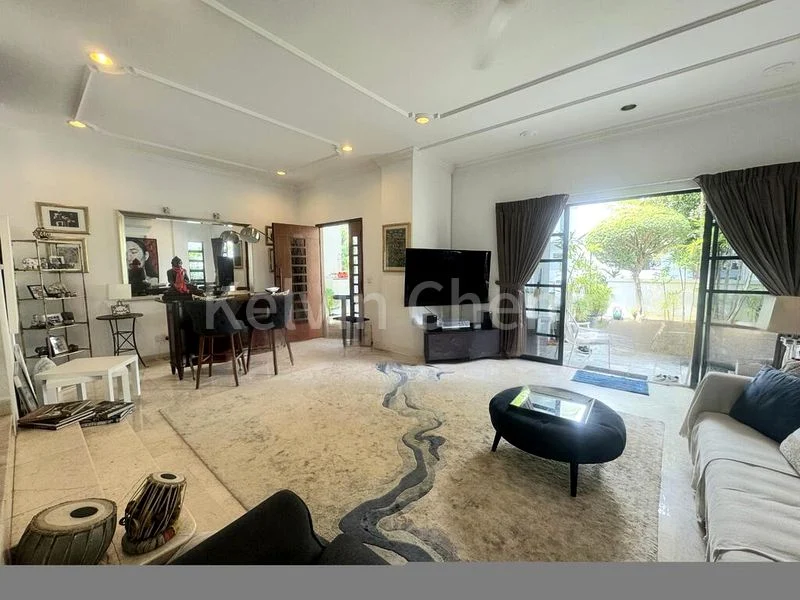 6 Bed Semi-Detached House (Landed) for Sale in  Eastwood Green - Image 1