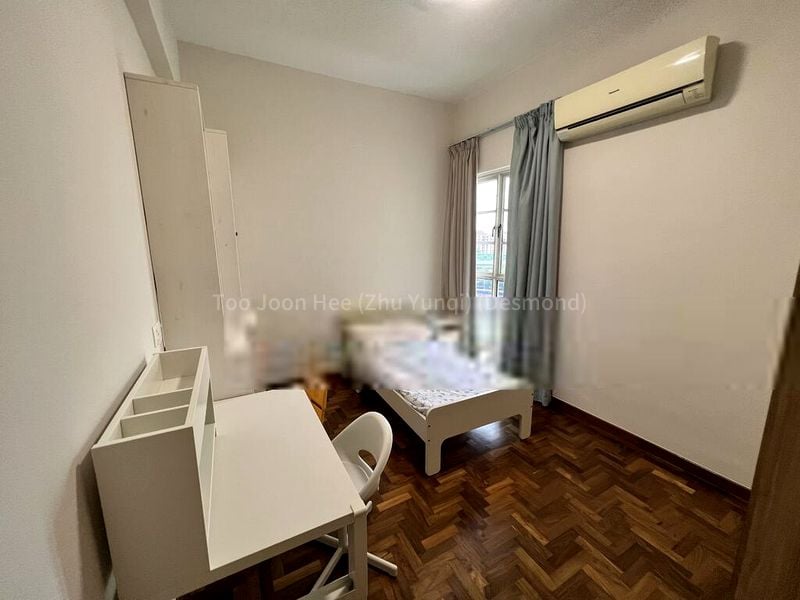 4 Bed Condo for Rent in  Azalea Park Condominium - Image 11