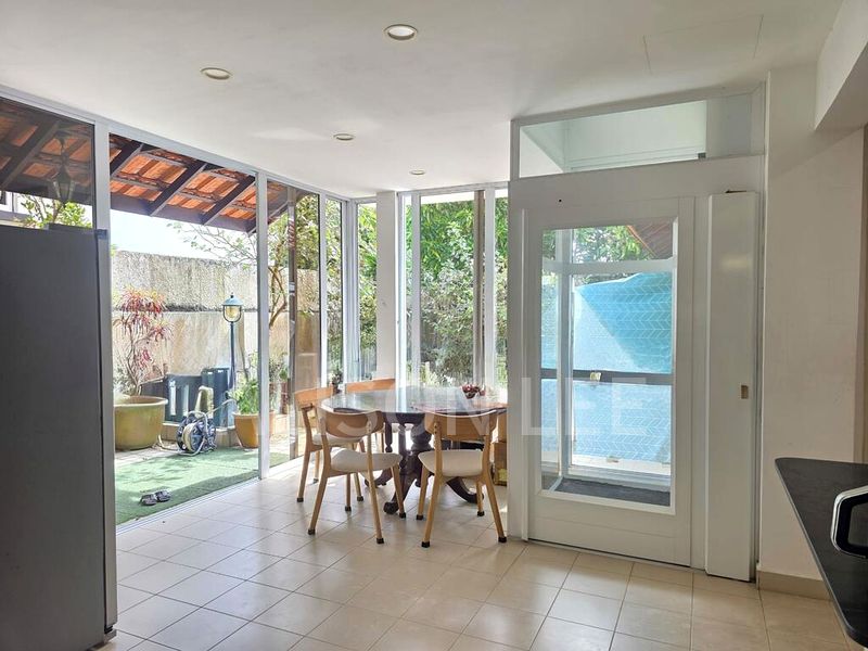 6 Bed Semi-Detached House (Landed) for Sale in  Zephyr Park - Image 6