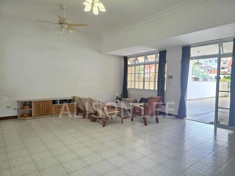 6 Bed Semi-Detached House (Landed) for Sale in  Zephyr Park - Image 2