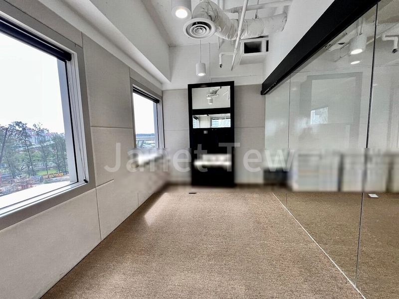 Office for Rent: Millenia Tower - Image 3