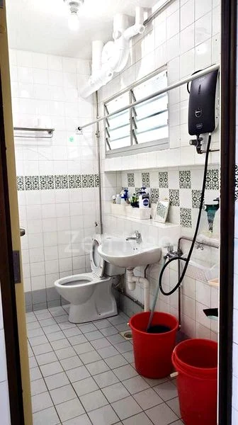 Room (HDB) for Rent in 843 Jurong West Street 81 - Image 1