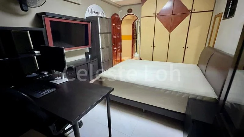 Executive HDB for Sale in  299 Bukit Batok Street 22 - Image 10
