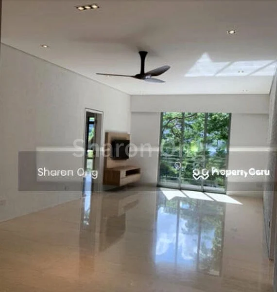 4 Bed Condo for Sale in  Aspen Heights - Image 5
