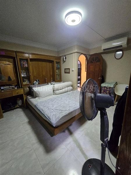 5 Room (5I) HDB for Sale in 786D Woodlands Drive 60 - Image 2