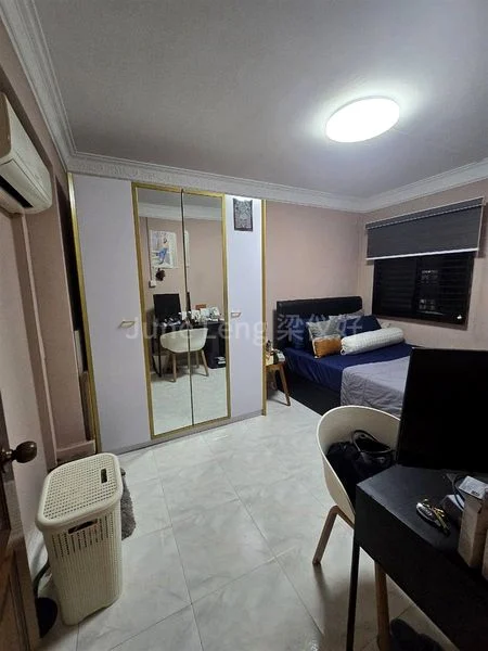 5 Room (5I) HDB for Sale in  786D Woodlands Drive 60 - Image 6