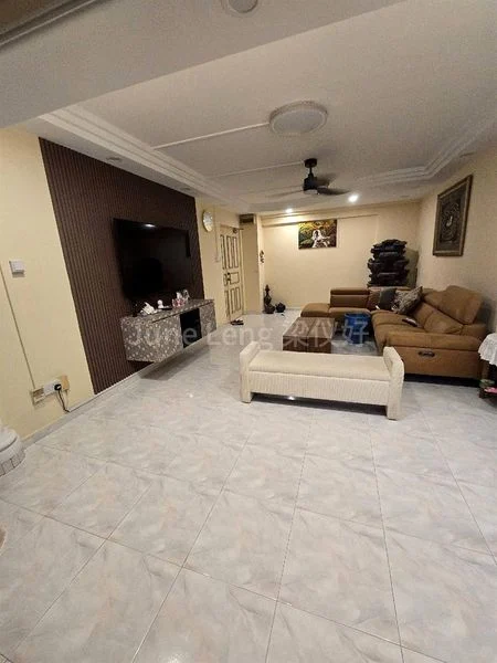 5 Room (5I) HDB for Sale in 786D Woodlands Drive 60 - Image 13