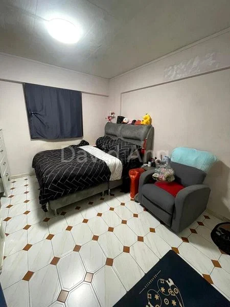 3 Room (3NG) HDB for Rent in  328 Ang Mo Kio Avenue 3 - Image 3