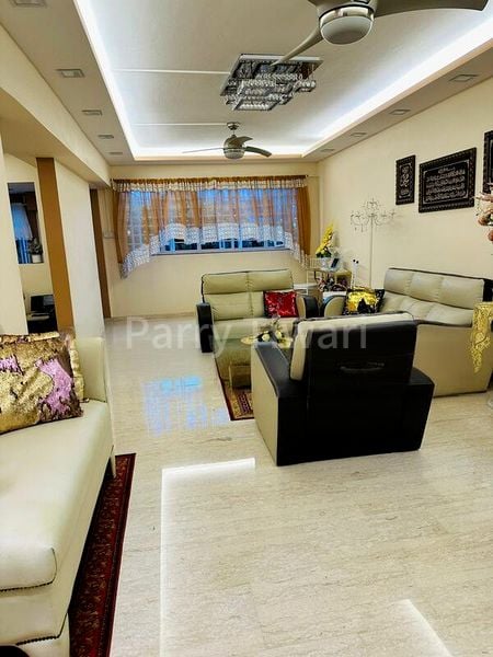 Jumbo HDB for Sale in  308 Woodlands Avenue 1 - Image 2