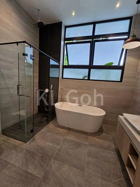 8 Bed Bungalow (Landed) for Sale in  Joan Road - Image 4