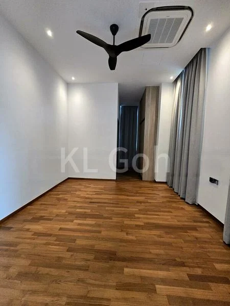 8 Bed Bungalow (Landed) for Sale in  Joan Road - Image 7