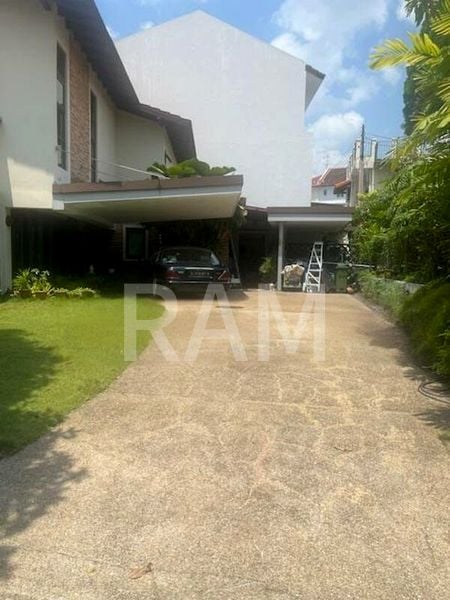 5 Bed Semi-Detached House (Landed) for Sale in Bukit Loyang Estate - Image 1