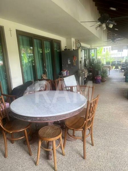 5 Bed Semi-Detached House (Landed) for Sale in Bukit Loyang Estate - Image 4