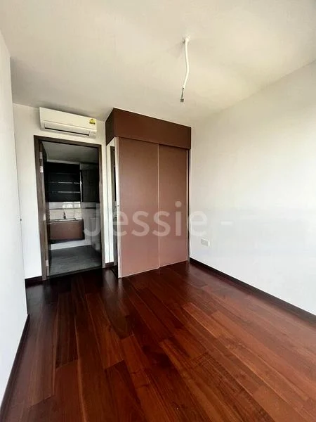 2 Bed Condo for Sale in  Normanton Park - Image 5