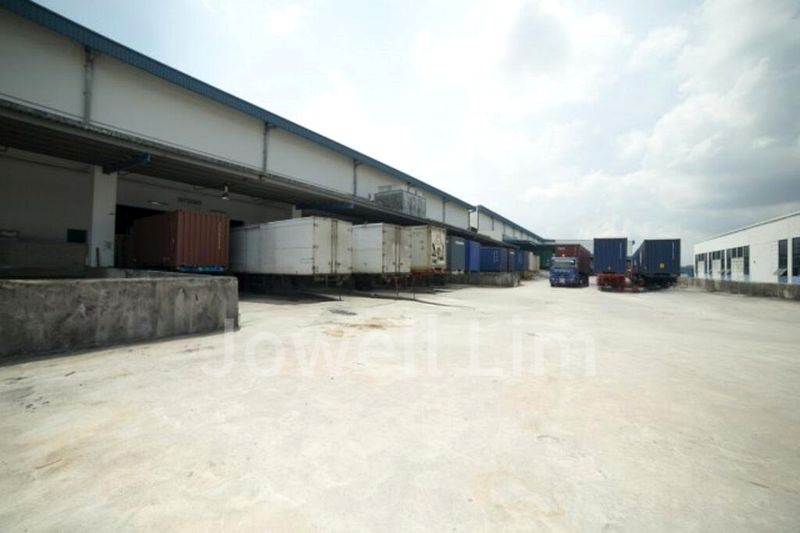 Factory / Workshop (B2) for Rent: 40 Penjuru Lane - Image 1