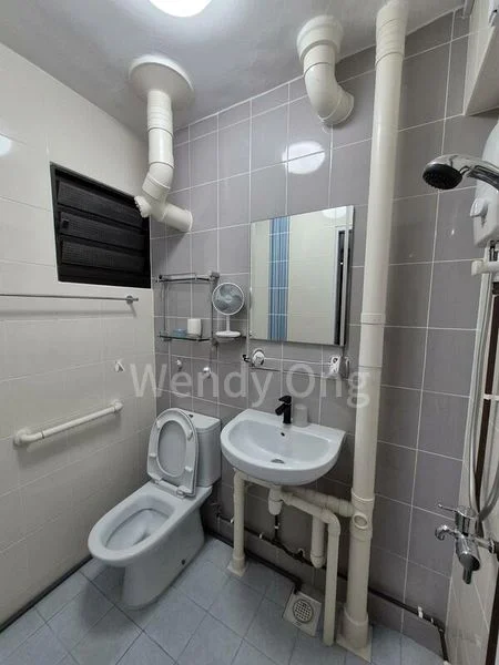 3 Room (3NG) HDB for Sale in  116 Hougang Avenue 1 - Image 6