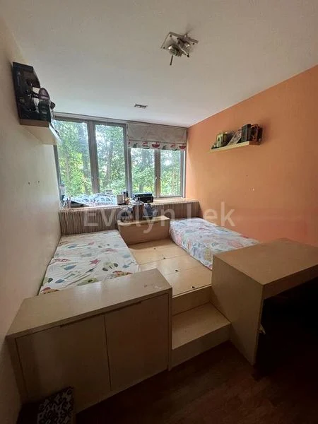 4 Bed Condo for Sale in Glentrees - Image 9