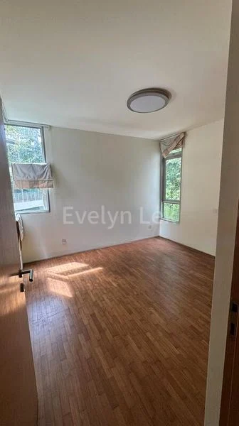 4 Bed Condo for Sale in Glentrees - Image 4