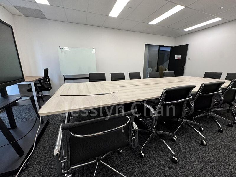 Office for Rent: Robinson 77 - Image 3
