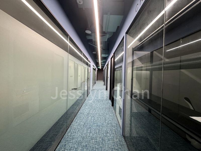 Office for Rent: Robinson 77 - Image 14