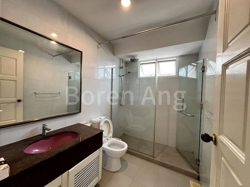 5 Bed Apartment (Condo) for Sale in  Euro-Asia Court - Image 7