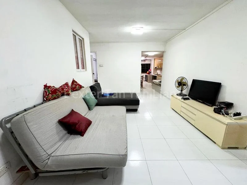 4 Room (4NG) HDB for Rent in  333 Clementi Avenue 2 - Image 1