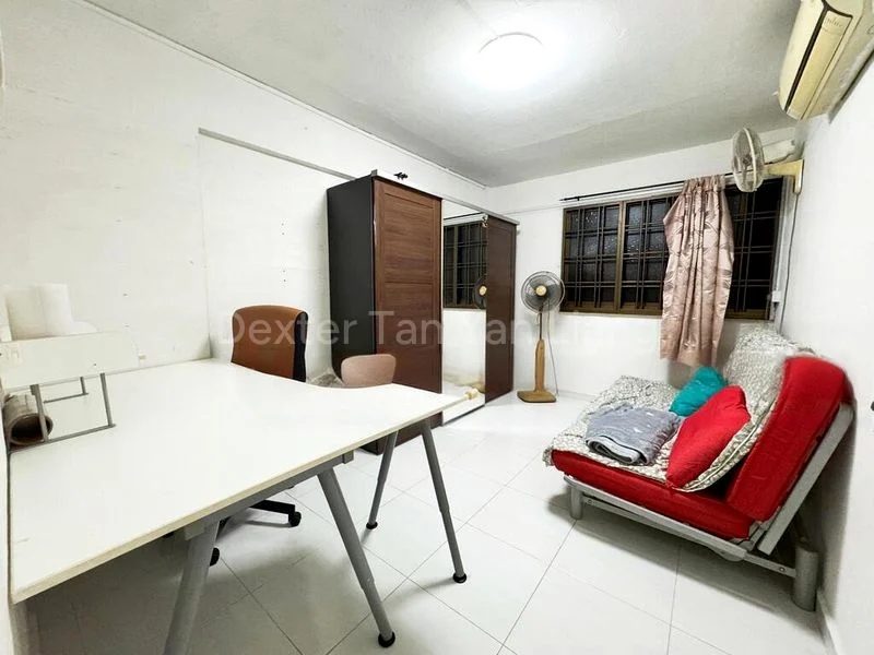4 Room (4NG) HDB for Rent in  333 Clementi Avenue 2 - Image 2