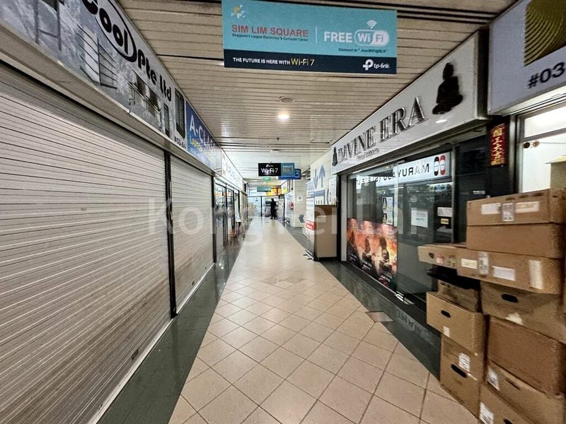 Shop / Shophouse for Sale: Sim Lim Square - Image 3