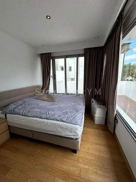 5 Bed Condo for Rent in  White House Residences - Image 5
