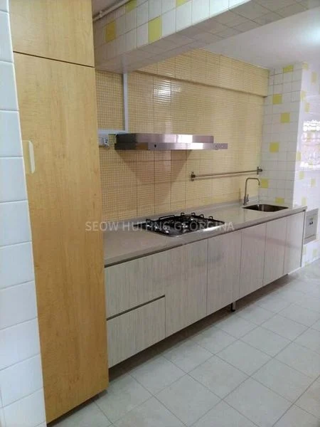 3 Room (3I) HDB for Rent in 161 Mei Ling Street - Image 3