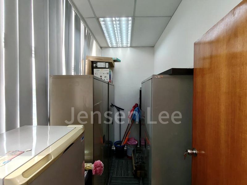 Light Industrial (B1) for Rent: Wcega Tower - Image 2