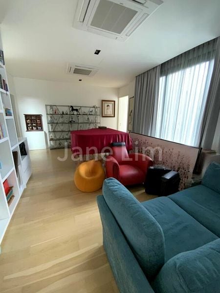 4 Bed Corner Terrace (Landed) for Rent in  Duchess Garden - Image 8