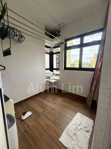 4 Room (4NG) HDB for Sale in  646 Ang Mo Kio Avenue 6 - Image 5