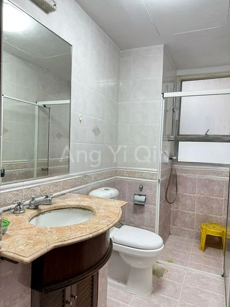 2 Bed Condo for Sale in  The Bayshore - Image 5